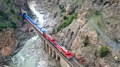 Karaelmas Treni Sonbahar Seferlerinde